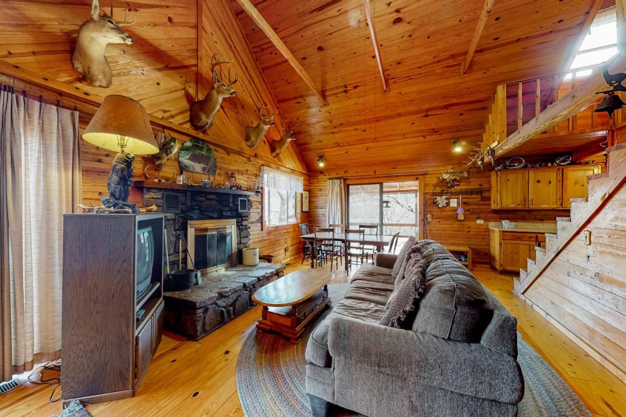 Charlie'S Ol' Fishing Cabin Eureka Springs Εξωτερικό φωτογραφία