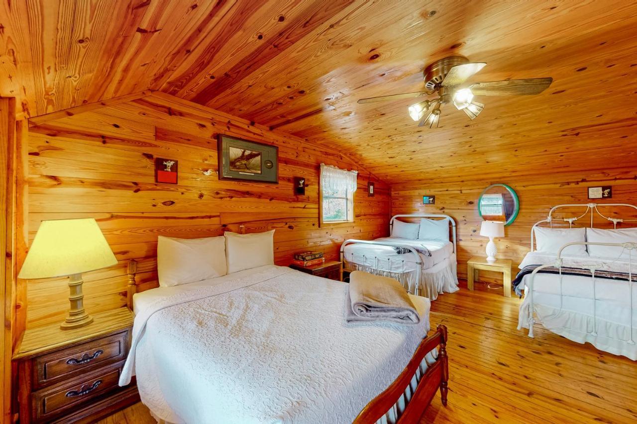 Charlie'S Ol' Fishing Cabin Eureka Springs Εξωτερικό φωτογραφία